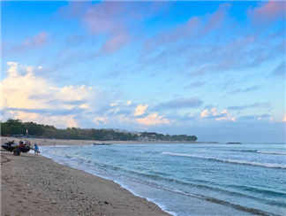 库塔海滩库塔海滩