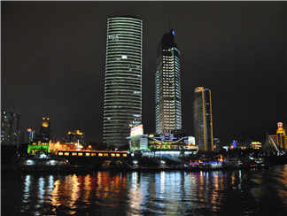 鹭江夜游