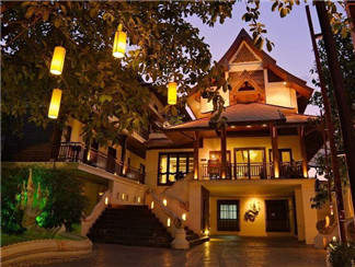 De Naga HotelDe Naga Hotel