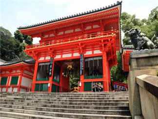 八阪神社